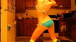 Go-go Dancer Kali | Sexy Chick porn video